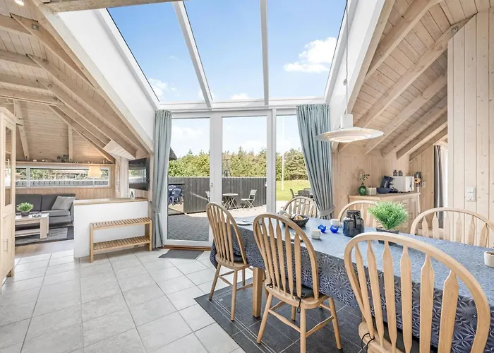 Hothbrod - 1-2km From The Sea By Interhome